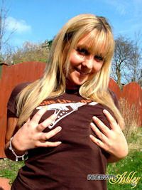 InBedWithAshley Big Boobs T-Shirt